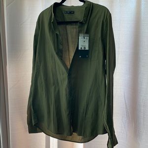 Men’s Bershka button down shirt